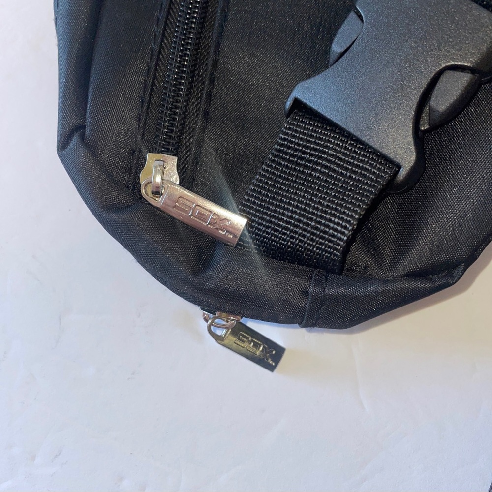 Chicago White Sox Crossbody Bag/Fannie Pack - Picture 6 of 10